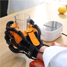 Roboterhandschuh für frühe Neurorehabilitation bei Handlähmung