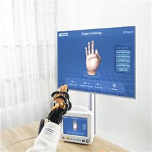 Multifunktionshandschuhe für Schlaganfallpatienten