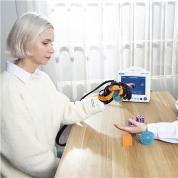 Roboterhandschuh für die neuromuskuläre Rehabilitation