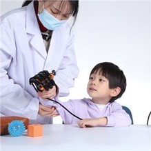 Weicher Roboterhandschuh für Kinder