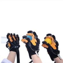 Auf dem Weg zu einem weichen pneumatischen Handschuh für die Handrehabilitation